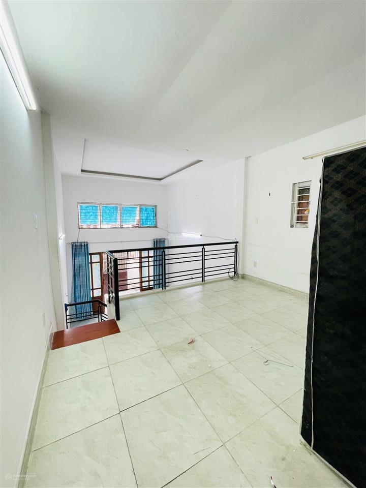 Nhà 3 phòng ngủ ngay chợ hiệp bình, p. hiệp bình chánh, thủ đức