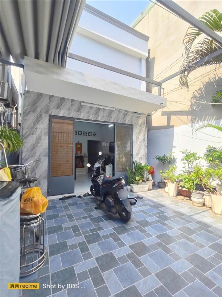 Nhà 1trệt 1lửng đường phạm vằn đồng gần gigamall