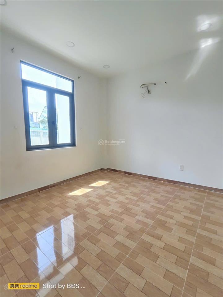 Nhà 72.6m² 3 tầng 2pn 3wc khu bên sông gigamall hbc 6tỷ950 tl