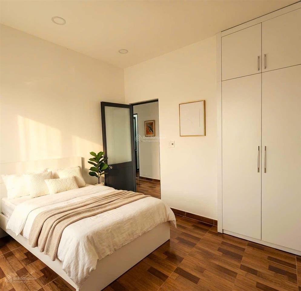 Nhà 72.6m² 3 tầng 2pn 3wc khu bên sông gigamall hbc 6tỷ950 tl