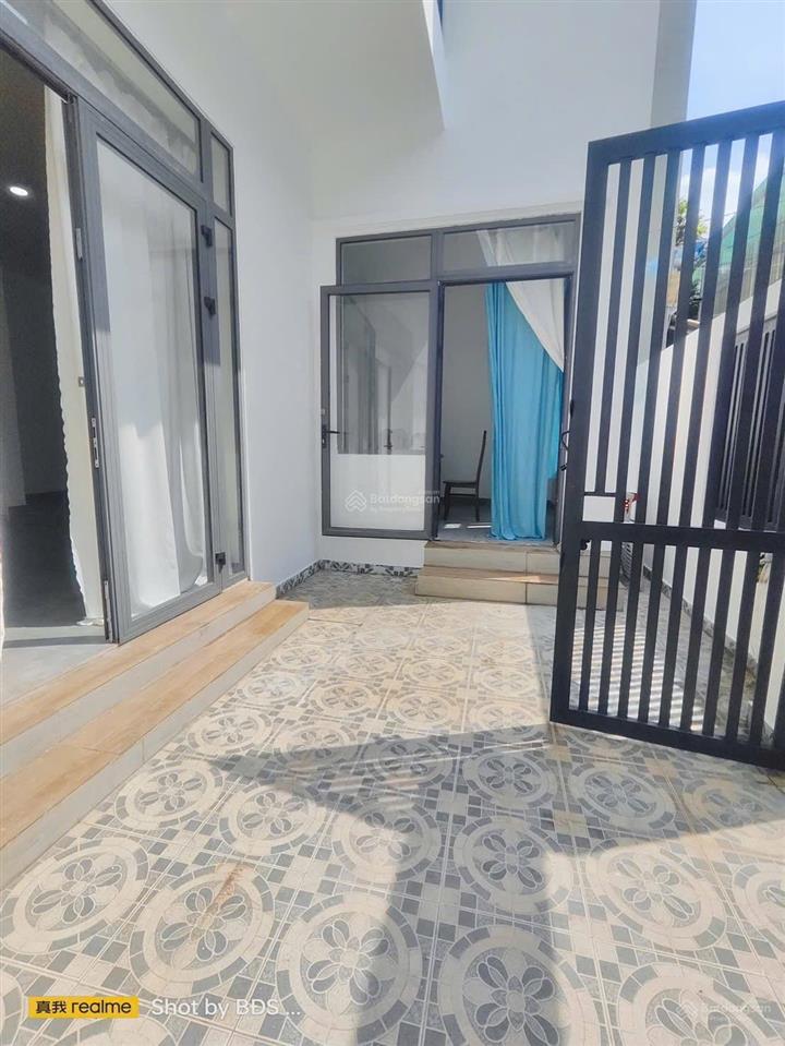 Nhà 72.6m² 3 tầng 2pn 3wc khu bên sông gigamall hbc 6tỷ950 tl