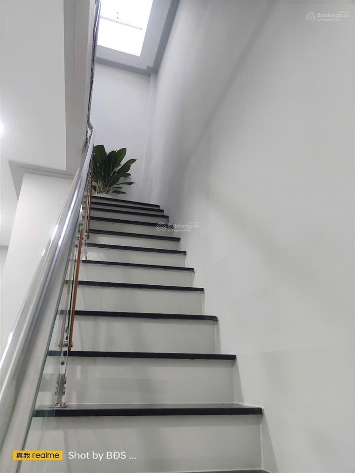 Nhà 1 trệt 1 lầu đường 43, phường hiệp bình chánh, thành phố thủ đức