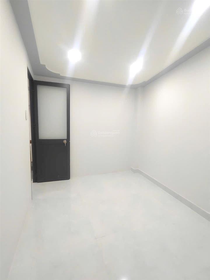 Nhà đẹp 45m2 3pn 2wc quốc lộ 13 hbp gần vạn phúc