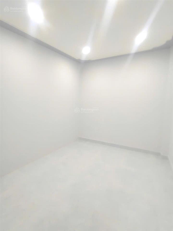 Nhà đẹp 45m2 3pn 2wc quốc lộ 13 hbp gần vạn phúc
