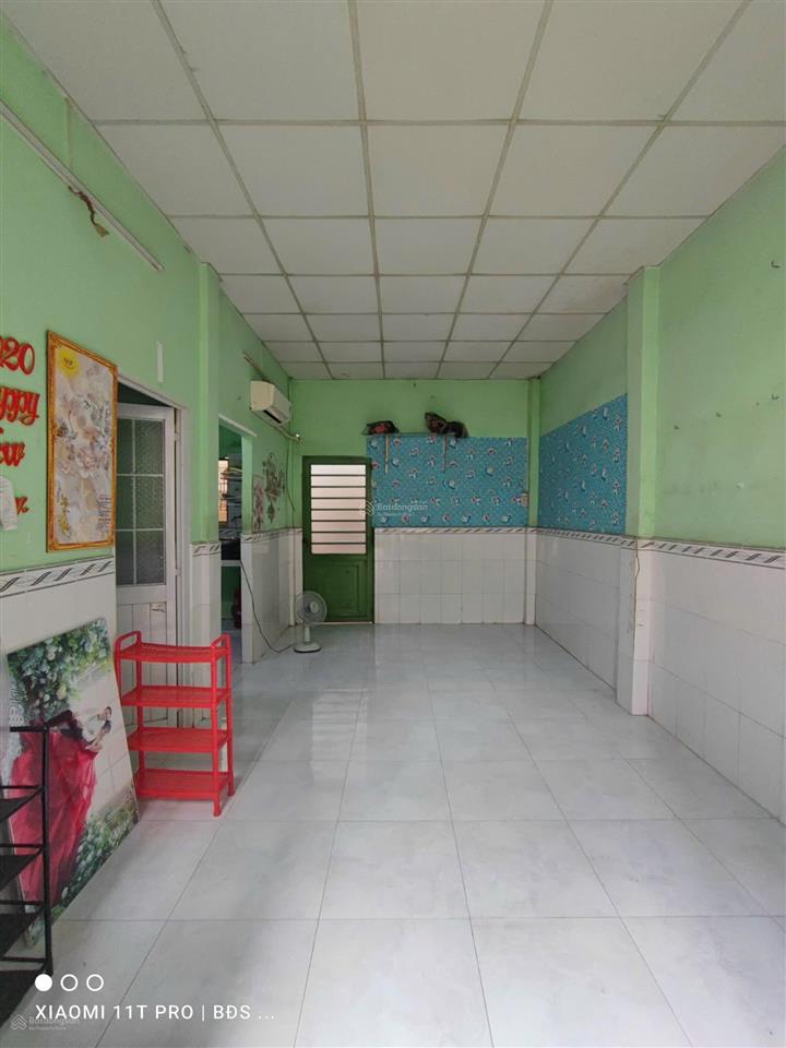 Nhà cấp bốn 38m2 đường quốc lộ 13, p. hiệp bình phước, thủ đức qua ngã 4 bình phước