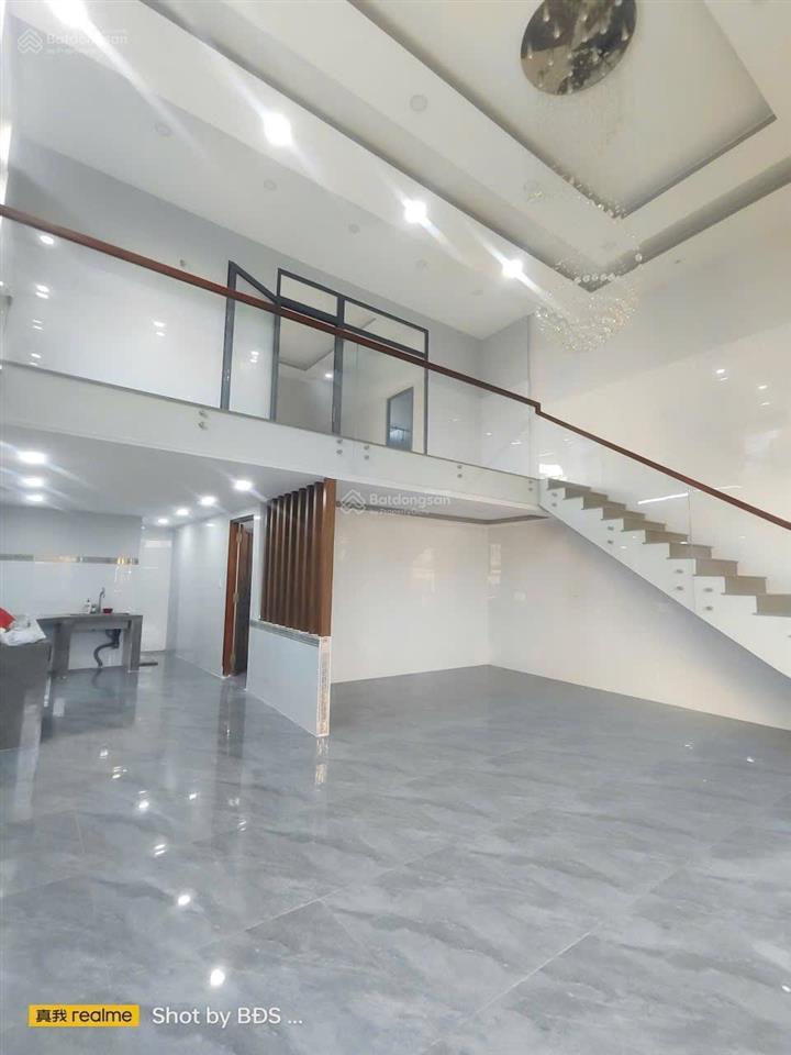 Nhà đẹp 70m2 có 3pn hẻm xe hơi đường tam bình
