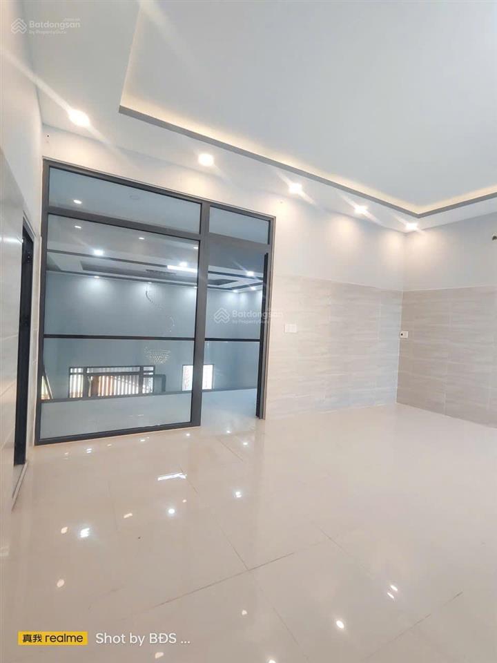 Nhà đẹp 70m2 có 3pn hẻm xe hơi đường tam bình