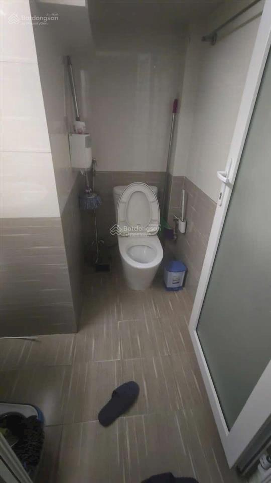 Nhà 1 trệt 2 lầu 3pn 4wc ngay chợ hiệp bình
