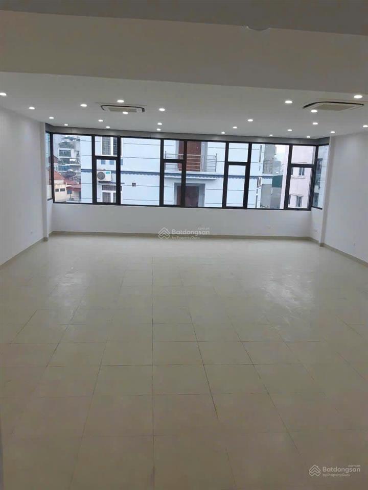 Cho thuê văn phòng tại mặt đường xuân thủy, cầu giấy giá 13 triệu, 70m2.