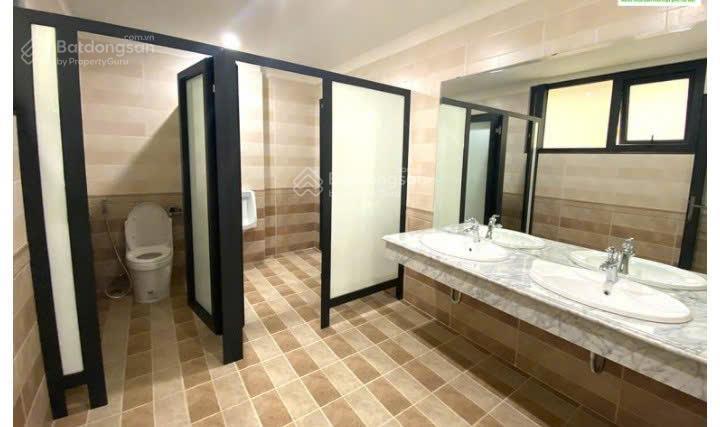 Cc cho thuê vp mặt đường mễ trì hạ, 180m2, thiết kế thông sàn, tiện ích đầy đủ, bảo vệ 24/7