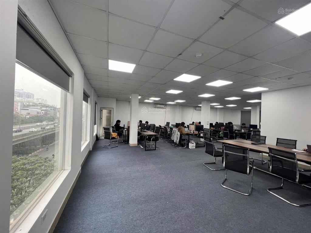Chính chủ cho thuê vp mặt đường khuất duy tiến, thanh xuân, hà nội. 150m2 25tr.  0971 597 ***