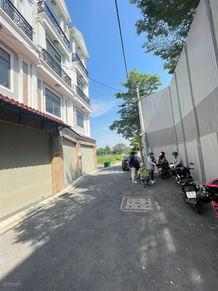 Nhà hiệp bình phước cách ql13 chỉ 100m 53.7m2 giá chỉ 8.45 tỷ sổ sẵn mua sang tên công chứng ngay