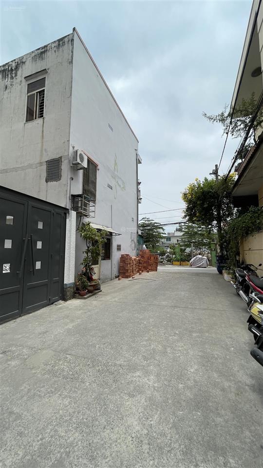 Nhà 3 tầng hxh thông đường linh đông, thủ đức gần vành đai 2  148,8m2 (5x28) nở hậu chỉ 12,6 tỷ tl