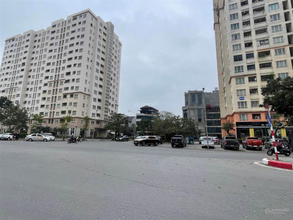 Bán đất khu đô thị sài đồng 175m², mt 8,5m, ô tô tránh vỉa hè rộng, giá 40,5 tỷ có tl