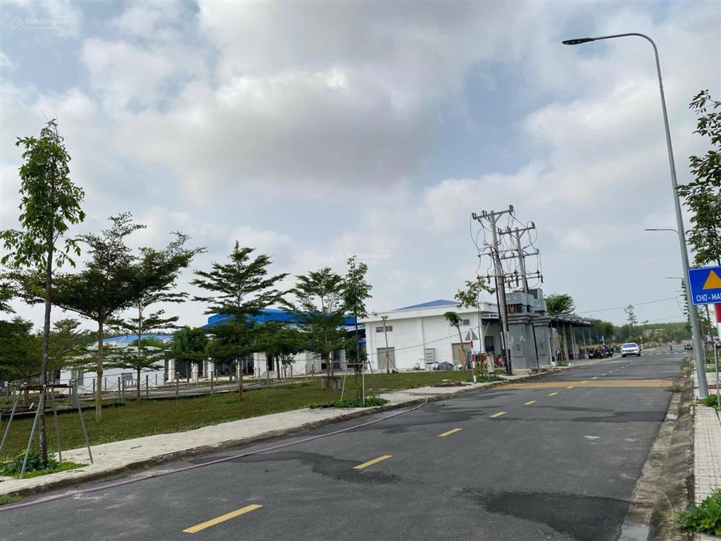 Đất đẹp bàu bàng ngay trung tâm 90m2 full thổ cư giá cực tốt