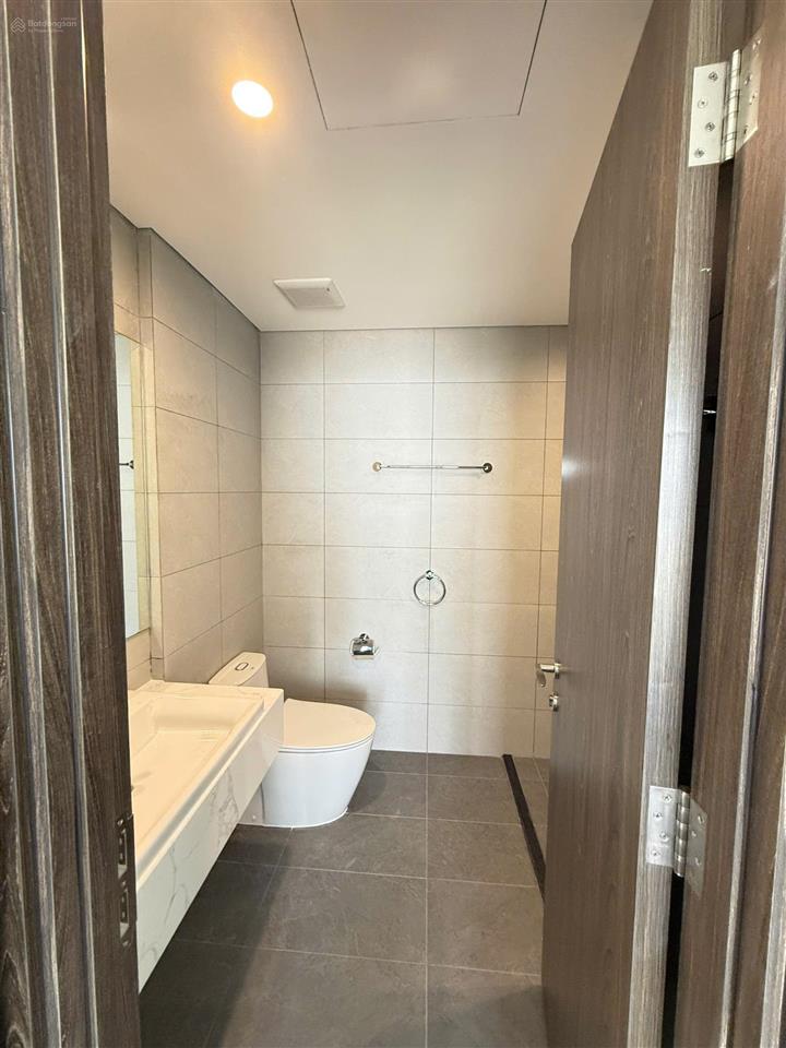 Bán căn hộ the beverly vinhomes grand park 2pn 80m2 giá siêu tốt