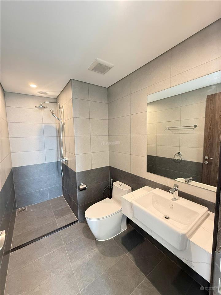 Bán căn hộ the beverly vinhomes grand park 2pn 80m2 giá siêu tốt