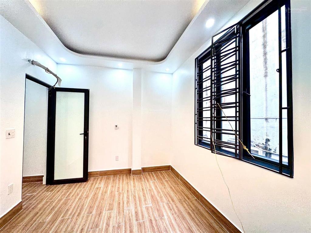 Bán nhà xây mới lê lợi 40m2, 4 tầng giá nhô 3 tỷ