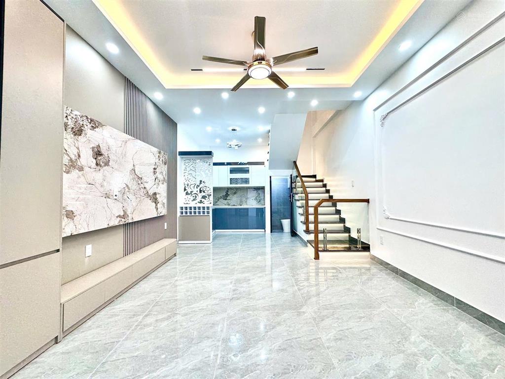 Bán nhà xây mới lê lợi 40m2, 4 tầng giá nhô 3 tỷ