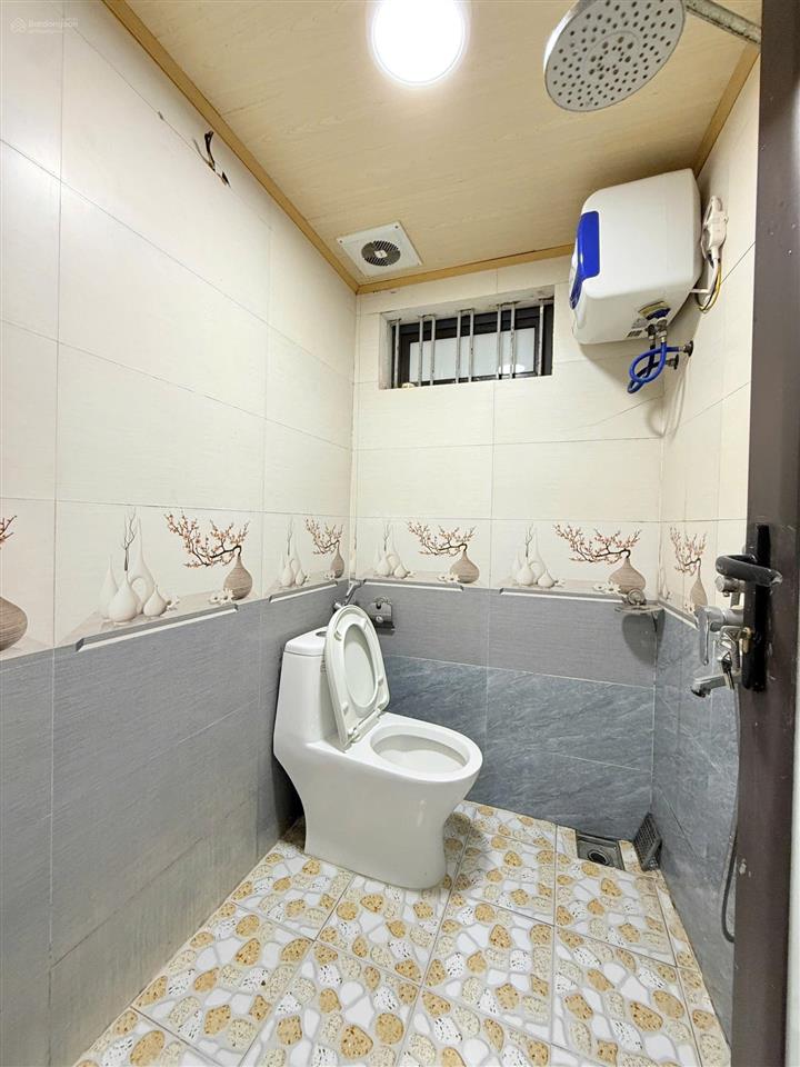 Bán nhà riêng 2 tầng 32m2 nở hậu giá dưới 2 tỷ