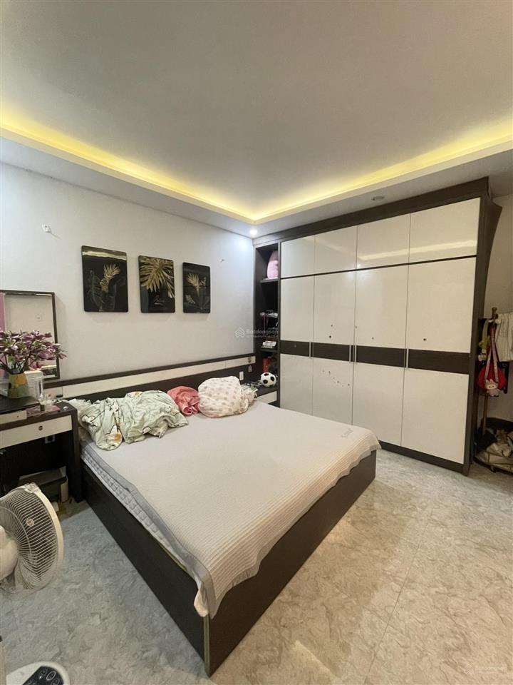 Bán nhà riêng tại 28/12 trang quan 4, giá 4,05 tỷ, 100m2, 3pn + 2wc, uy tín hot!