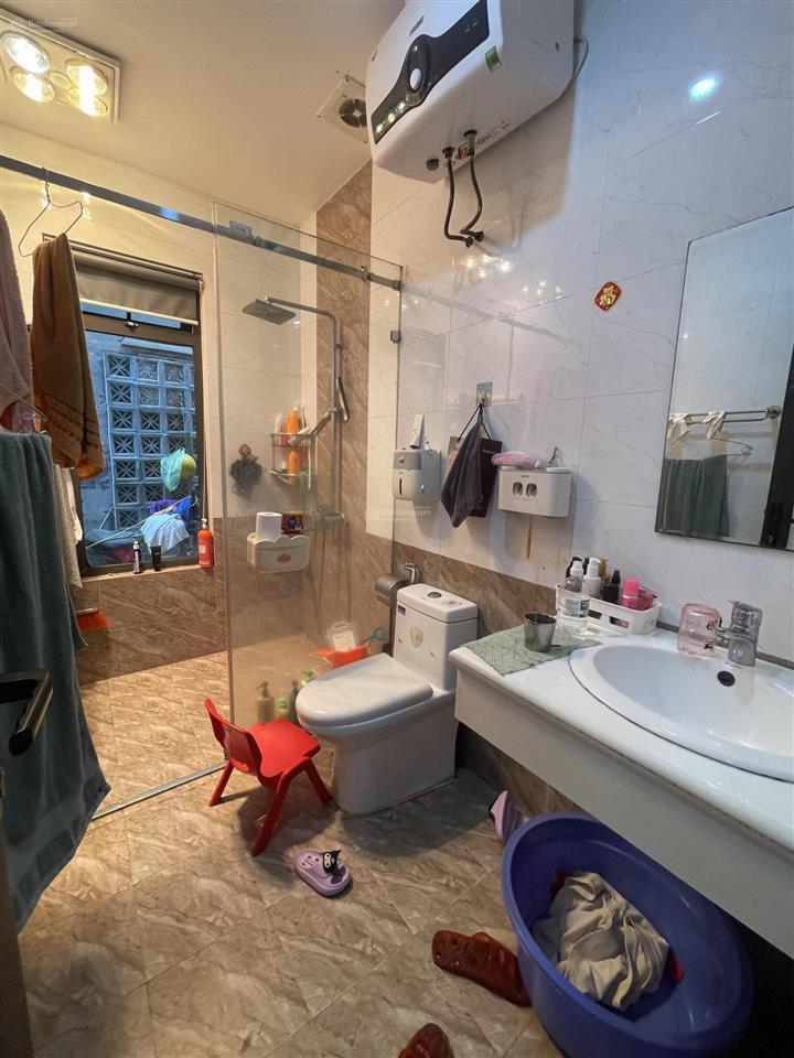 Bán nhà riêng tại 28/12 trang quan 4, giá 4,05 tỷ, 100m2, 3pn + 2wc, uy tín hot!