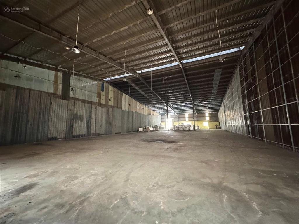 Cho thuê 8000m2 kho, nhà xưởng tại cụm cn nguyên khê, đông anh.  0819 573 ***