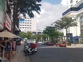 Nhà trung tâm tp nha trang , sát bãi biển trần phú , cách tháp trầm hương 500m