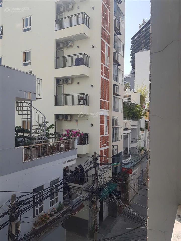 Nhà trung tâm tp nha trang , sát bãi biển trần phú , cách tháp trầm hương 500m