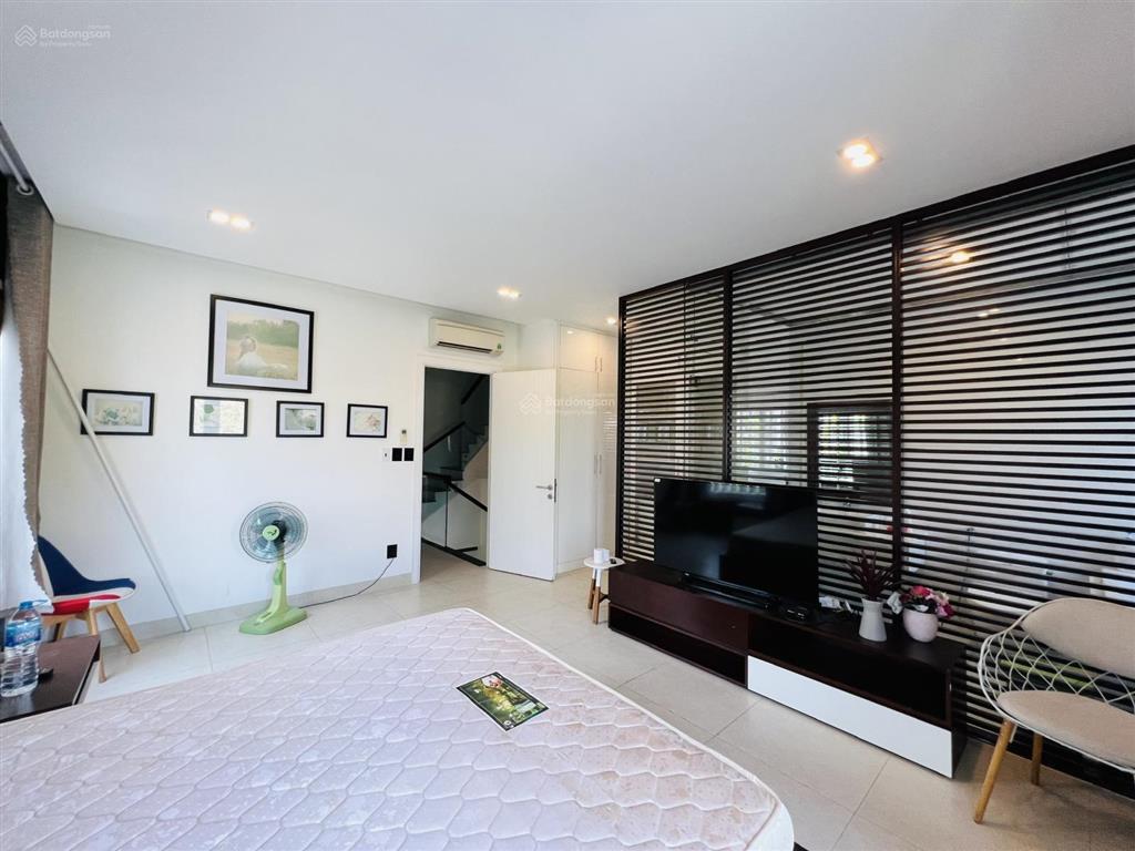 Nhà phố  biệt thự melosa khang điền  nt cơ bản hoặc full nt  3pn 4wc sân ô tô riêng từng nhà