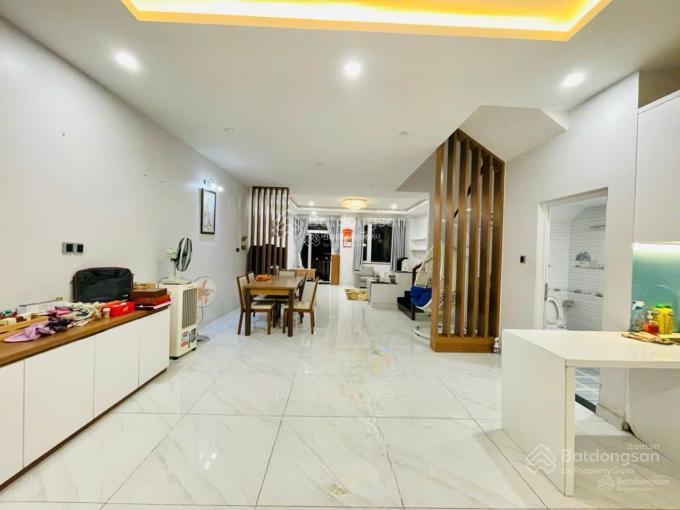 Nhà phố compound mega ruby khang điền  liên phường q9  full nt  bảo vệ an ninh 24/7  sân ô tô