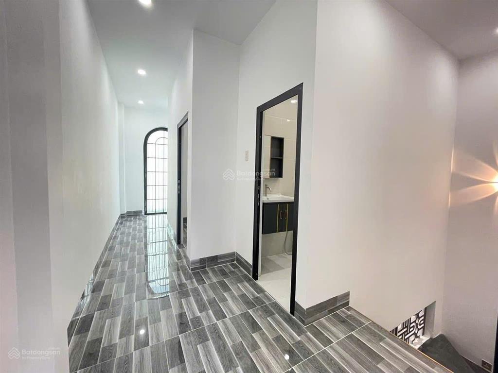 Bán nhà hẻm ô tô lâm quang ky, gần phú cường, full nội thất, vào ở ngay