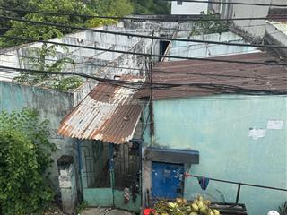 Bán nhà gấp 10 phòng trọ , đã bị xuống cấp nhiều , mua phải làm lại hết.