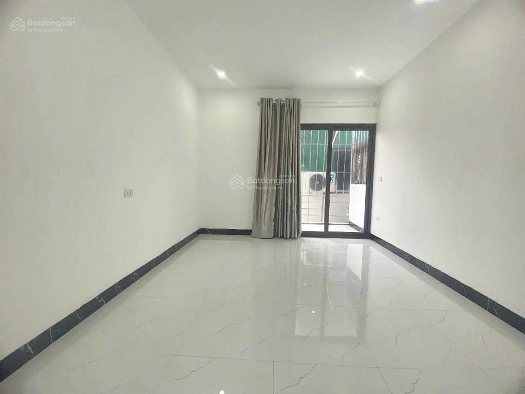 Bán gấp nhà phố an hoà, mỗ lao  40m2 x 4 tầng ô tô đỗ cửa, full nội thất ngay đường nguyễn văn lộc