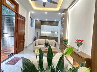 Bán nhà phố lụa vạn phúc chỉ hơn 6 tỷ 5 tầng full nội thất 35m2 mặt tiền 6.8m