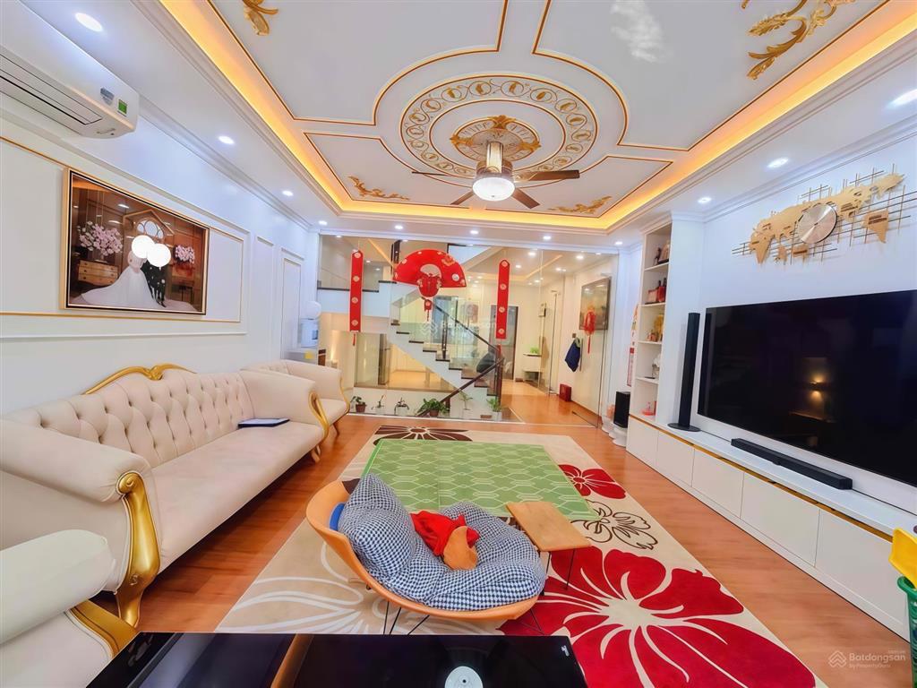 Bán nhà liền kề luxury kiến hưng ô tô tránhvỉa hè kinh doanh dt 62m2 5tầng giá 19 tỷ