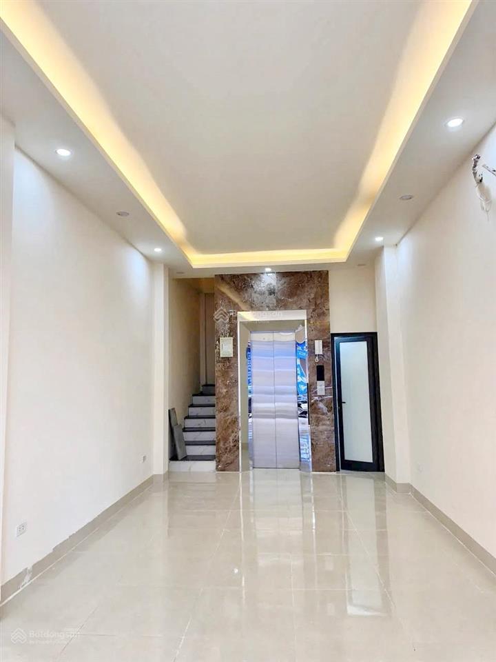 Bán nhà mặt phố kiến hưng,ngay ngã 5 hà trì5 tầng thang máy , kinh doanh  38m2  chỉ hơn 13 tỷ