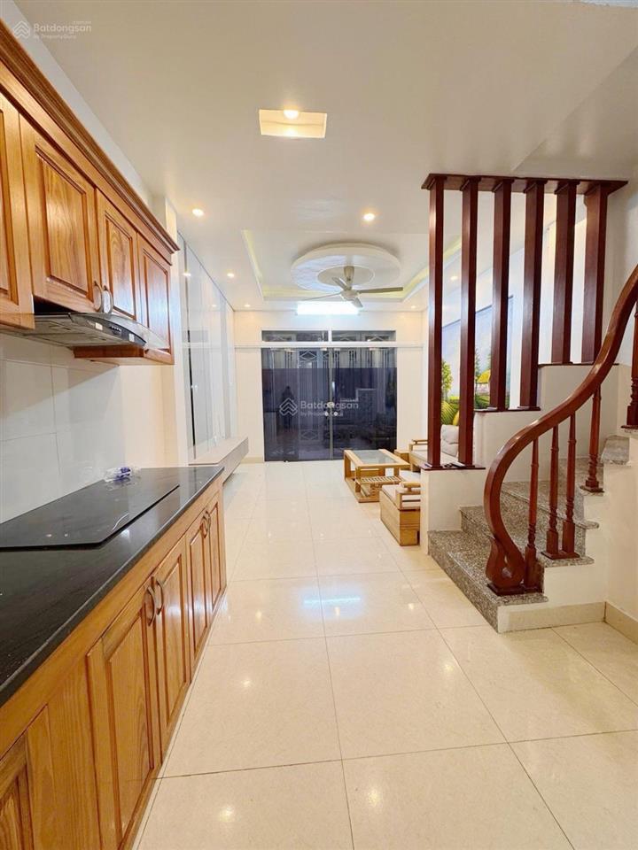 Bán nhà ngay đa sỹ, kiến hưng ngõ nông, cách ô tô 10m 35m2 x 3.8m, 5 tầng giá 7 tỷ