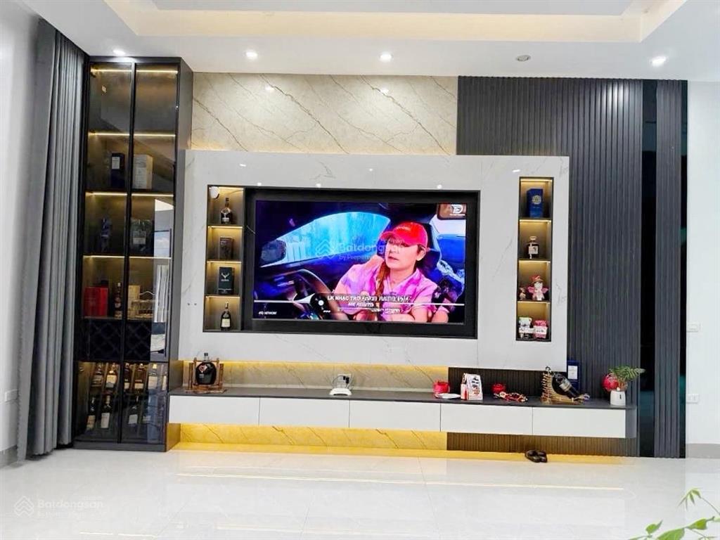 Bán nhà phố tô hiệu, hà đông! chỉ hơn 12 tỷ với diện tích 45m2, 4 tầng full nội thất ngõ ô tô