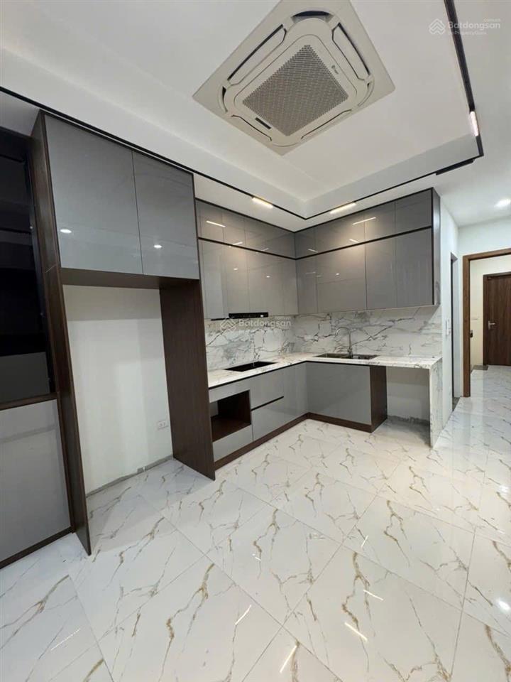 Chỉ 5 tỷ! bán nhà ngay phú lương, hà đông diện tích 35m2, mặt tiền 4m5 tầng ngõ nông, ngay phố