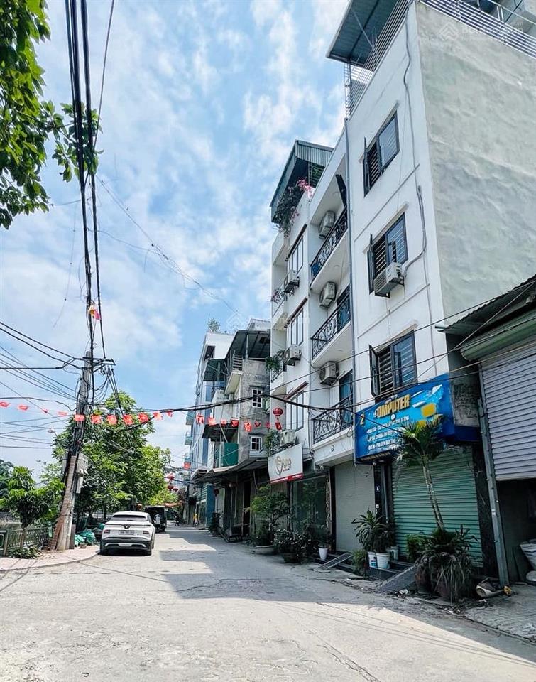 Bán nhà mới 2 thoáng view hồ chil,ngõ thông ô tô 7 chỗ đỗ cửa ngay dương nội, hà đôngchỉ hơn 7 tỷ