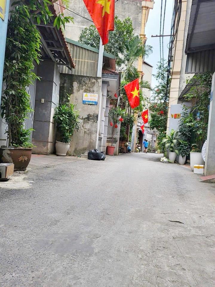 Bán nhà siêu phẩm chiến thắng hà đông, mặt ngõ thông ô tô đỗ cửa, 4 tầng full nội thất chỉ hơn 8 tỷ