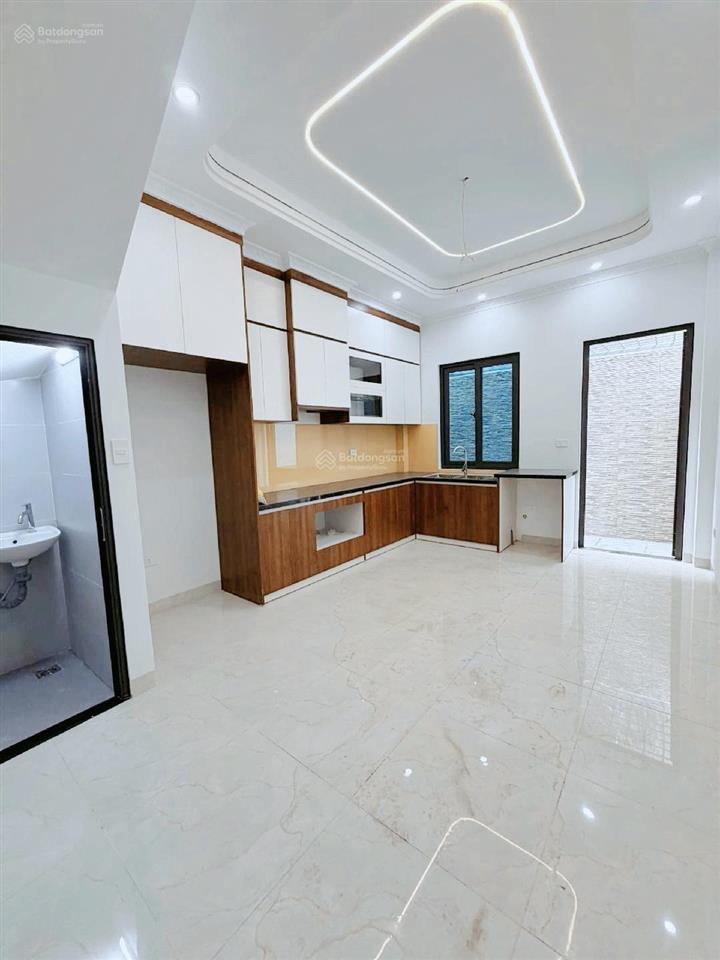Bán nhà siêu phẩm chiến thắng hà đông, mặt ngõ thông ô tô đỗ cửa, 4 tầng full nội thất chỉ hơn 8 tỷ