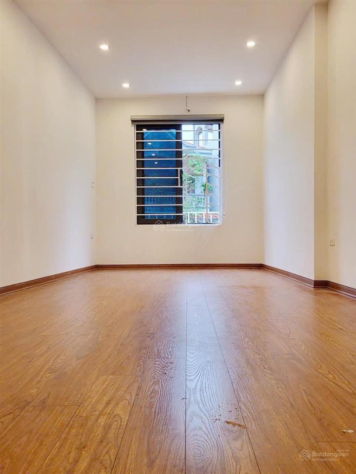 Bán nhà siêu phẩm chiến thắng hà đông, mặt ngõ thông ô tô đỗ cửa, 4 tầng full nội thất chỉ hơn 8 tỷ