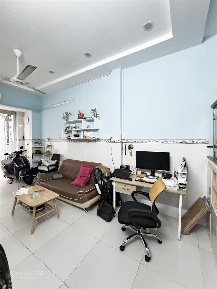 42m2  đang cho thuê 10tr  42m2  sát bên cư xá bắc hải