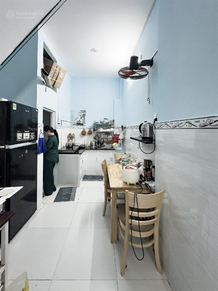42m2  đang cho thuê 10tr  42m2  sát bên cư xá bắc hải