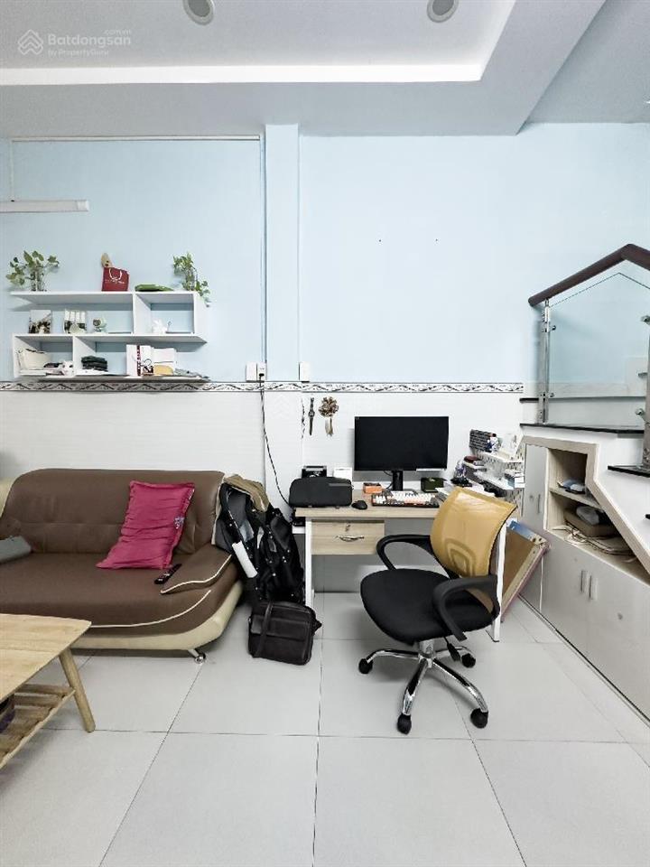 42m2  đang cho thuê 10tr  42m2  sát bên cư xá bắc hải