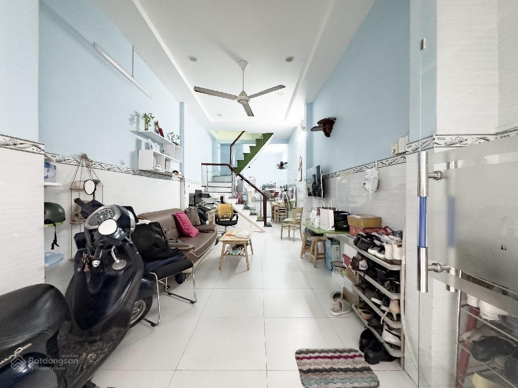 42m2  đang cho thuê 10tr  42m2  sát bên cư xá bắc hải