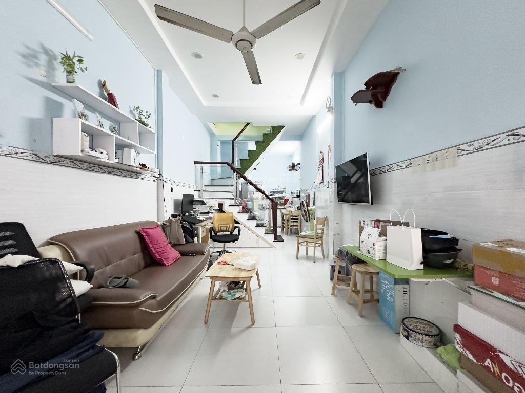 42m2  đang cho thuê 10tr  42m2  sát bên cư xá bắc hải