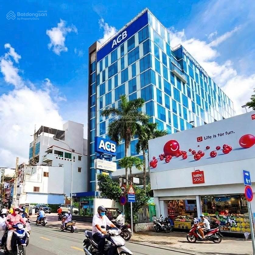 Quận 10  hẻm xe tải thông  hiếm nhà bán  khu hiện hữu xây 5 tầng  36m2  gần mặt tiền